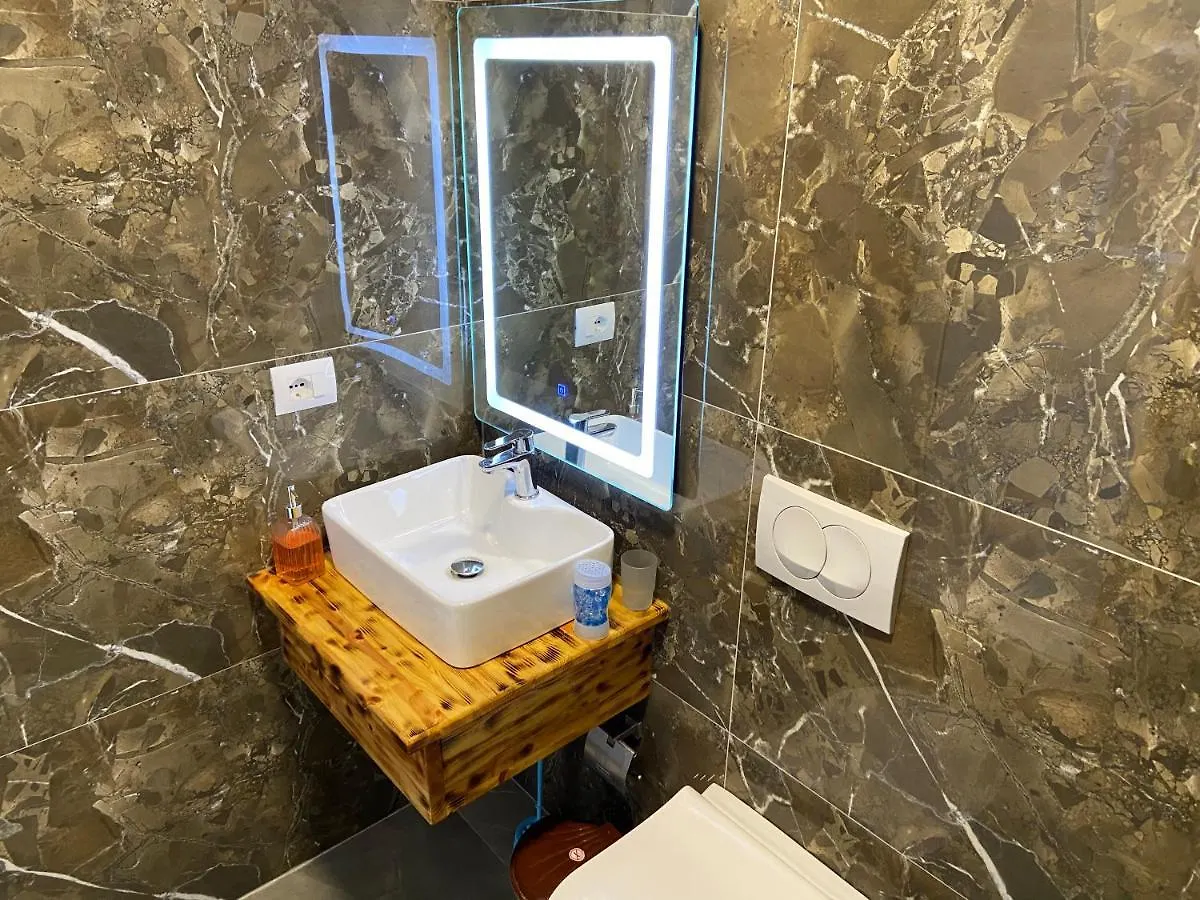 Guest house Villa Elvis Caca Ksamil