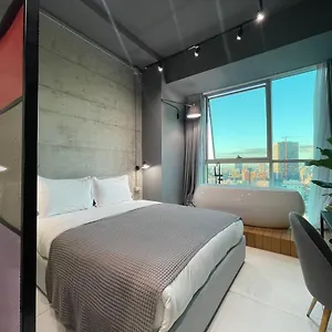 https://ambassador-skyline-apartments.hotels-in-tirana.com